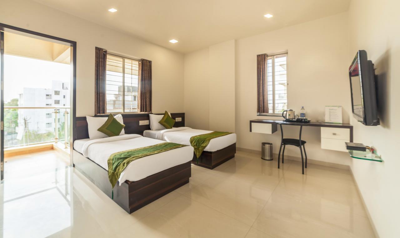 Treebo Trend Abode Hotel Nashik Exterior foto